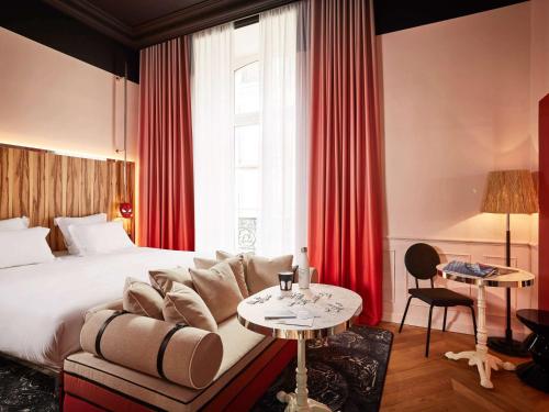 Mama Shelter Rennes - Dining and Culinary Offerings