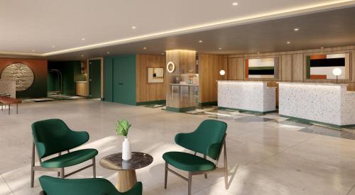 Manchester Marriott Hotel Piccadilly - Accommodations and Amenities