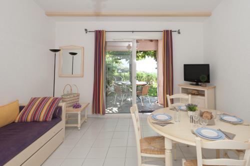 Marina Di Santa Giulia Residence - Amenities and Facilities