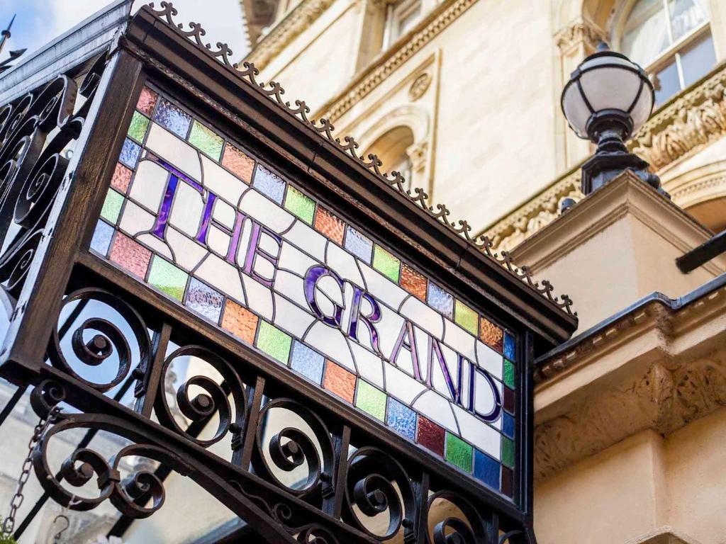 Mercure Bristol Grand Hotel - Rich History and Art