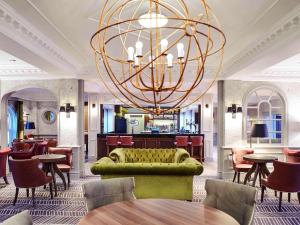 Mercure Haydock Hotel - Dining at the Mercure