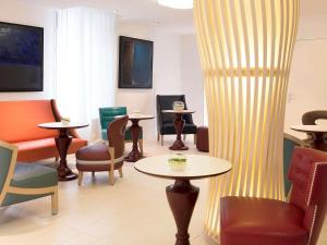 Mercure Paris Levallois - Accommodation and Amenities