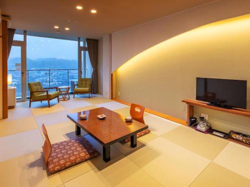 Mikuma Hotel - Guest Reviews and Ratings