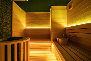 Minn Sanjo - Guest Reviews and Highlights