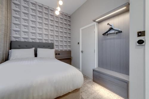 Mornington Victor Hotel London Belgravia - Amenities and Facilities
