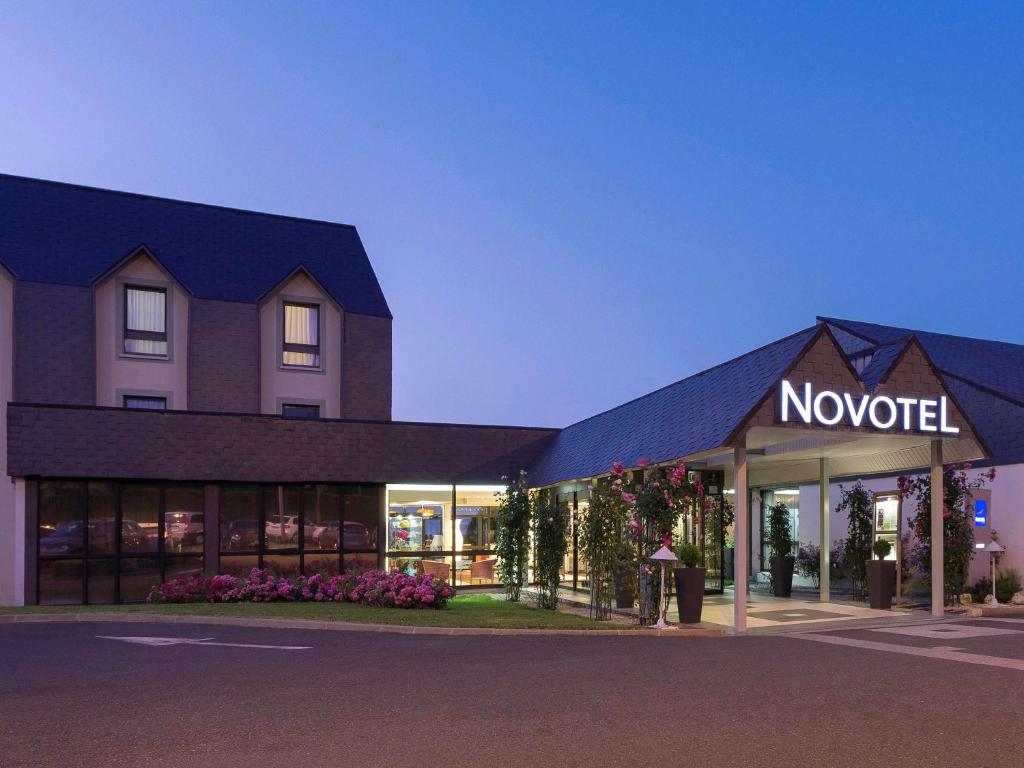 Novotel Amboise - Outdoor Amenities
