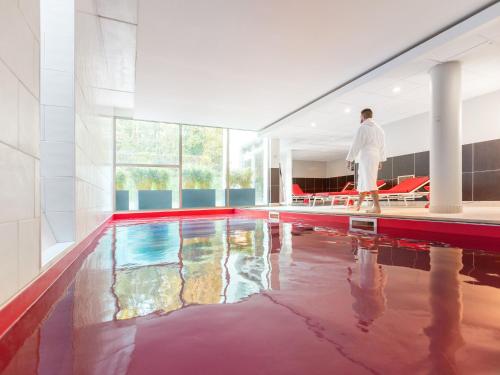 Novotel Domaine De Maffliers - Paris Val-D'oise - Amenities and Services
