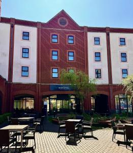 Novotel Ipswich Centre - Dining Experiences