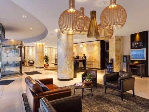 Novotel London Tower Bridge - Guest Experiences