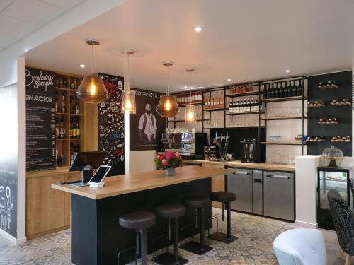 Novotel Nice Airport Cap 3000 - Outdoor Facilities and Recreation