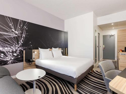 Novotel Tours Centre Gare - Ratings and Reviews