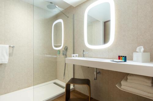 Oceania Paris Porte De Versailles - Amenities and Guest Services