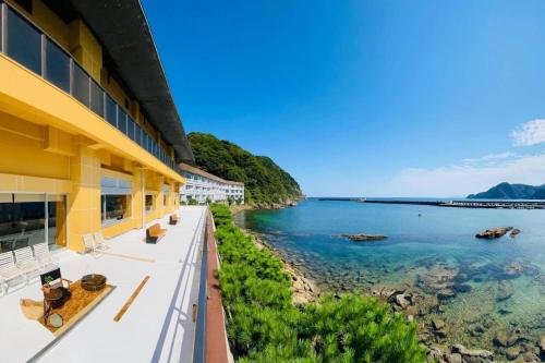 Okukinosaki Seaside Hotel - Amenities and Services