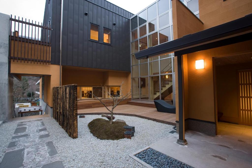 Onsen Ryokan Yamaki - Room Options