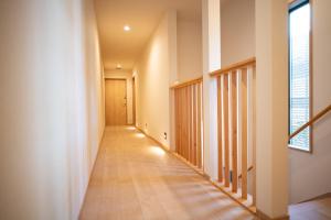 Onya Kaede - Booking Process and Offers