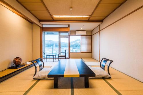 Ooedo Onsen Monogatari Ito Hotel New Okabe - Dining Options