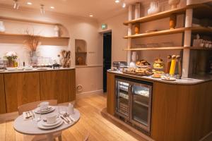 Oratio Hotel - Prime Location and Accessibility