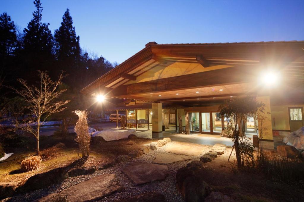 Where to Stay in Omachi Onsen-kyo, Omachi? 9 Best Hotels