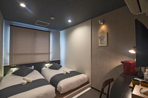 Osaka Bay Floating Hotel - Good To Know