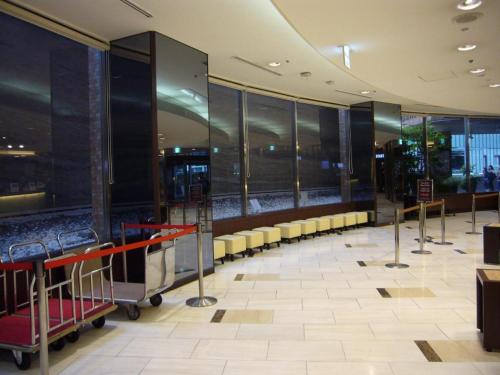 Osaka Dai-ichi Hotel - Facilities and Services