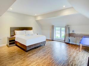 OYO The Gissons Hotel - Room Types