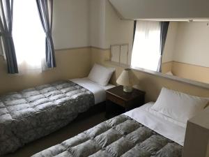 Petit Hotel Kurumi to Milk - Booking and Cancellation Policies