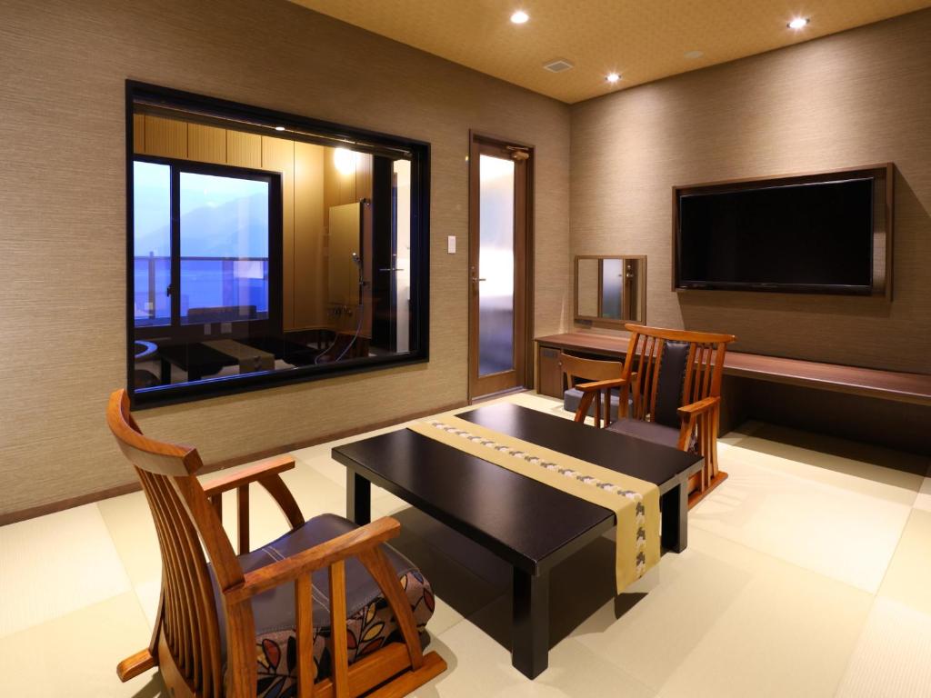 Rakuyu - Accommodation Options