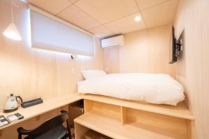 Raw_ Hotel Review: a Unique Stay Experience - Guest Experience and Reviews