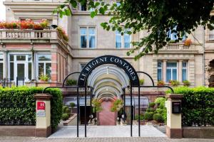 Regent Contades Hotel - Dining and Recreation