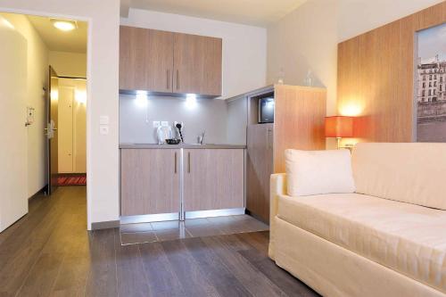Residhome Paris-Guyancourt - Amenities and Guest Experience