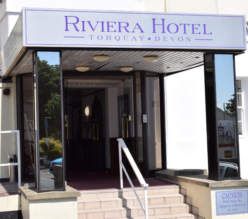 Riviera Hotel Review