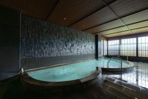Roppokan - Guest Ratings and Reviews