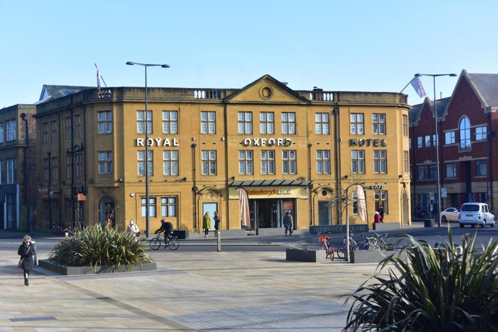 Royal Oxford Hotel - Room Features and Amenities