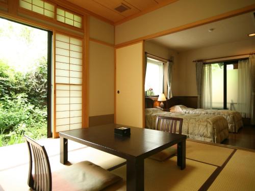 Ryokan Kutsuroginoya Yuu - Dining Experience