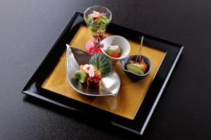 Ryokusuitei - Dining Options