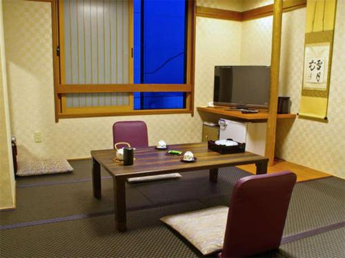 Satomo Ryokan - Facilities and Services