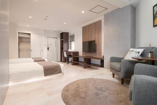 Senlax Inn Osaka - Convenient Location