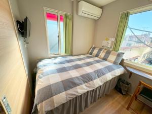 SHINJUKU WARM HOUSE - Accessibility and Transportation Options