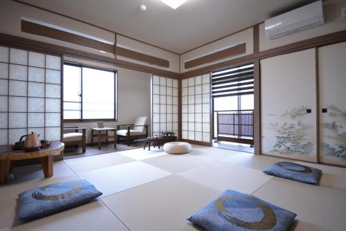 Shirahama No Yado Daigo - Guest Ratings and Highlights