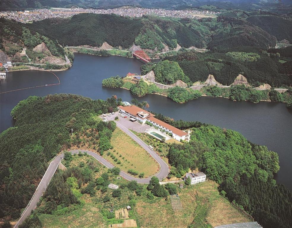 Shorenji Lake Hotel Review