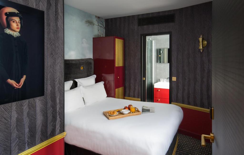 Snob Hotel - Guest Experiences