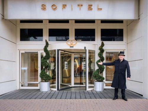 Sofitel London Gatwick - Dining Options