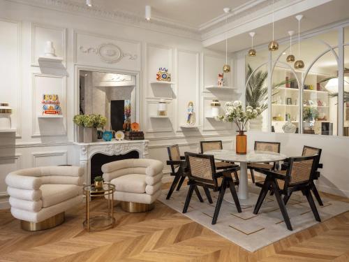 Solly Hotel Paris - Hotel Amenities and Services