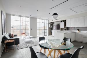 Sonder Back Hill - Location Highlights