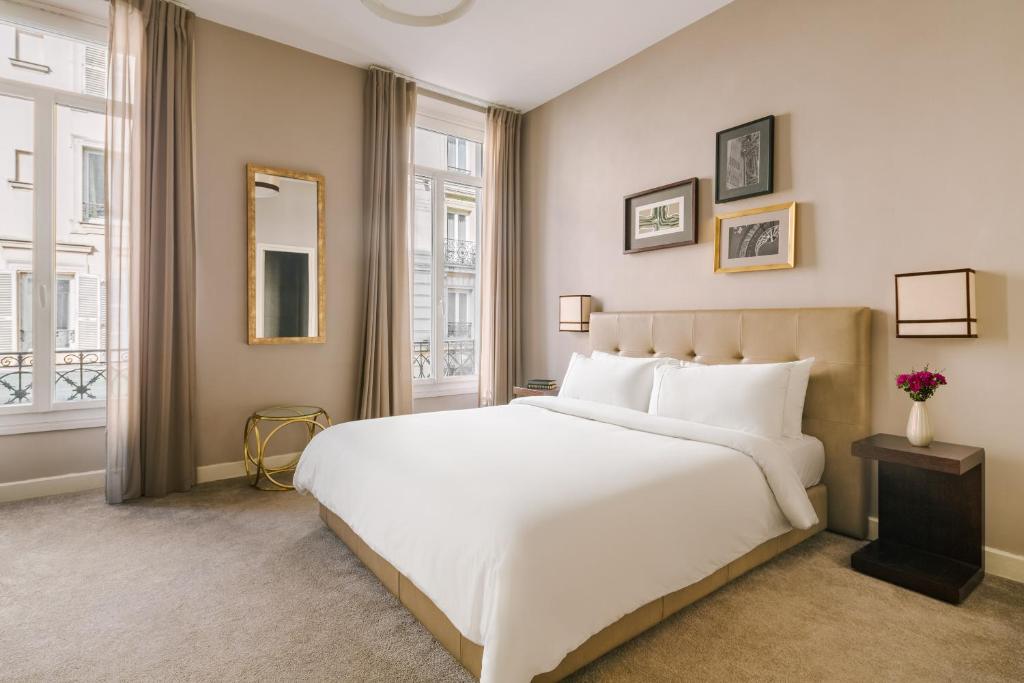 Sonder Le Frochot - Room Types and Amenities