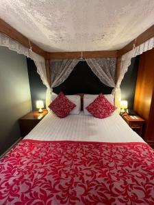 Sorrento Hotel & Restaurant - Guest Experiences