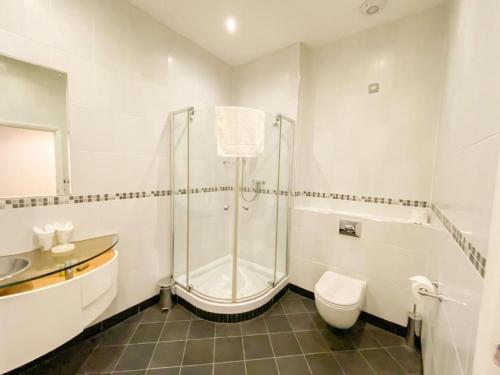 St Giles House Hotel - Luxurious Accommodations