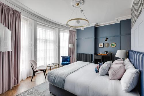 St Martins Lodge - Amenities and Facilities