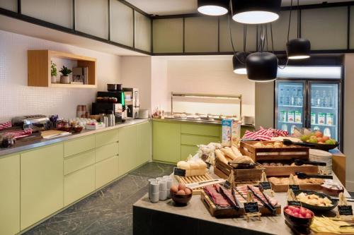 Staybridge Suites London Heathrow - Bath Road, an IHG Aparthotel - Delectable Continental Breakfast Offerings