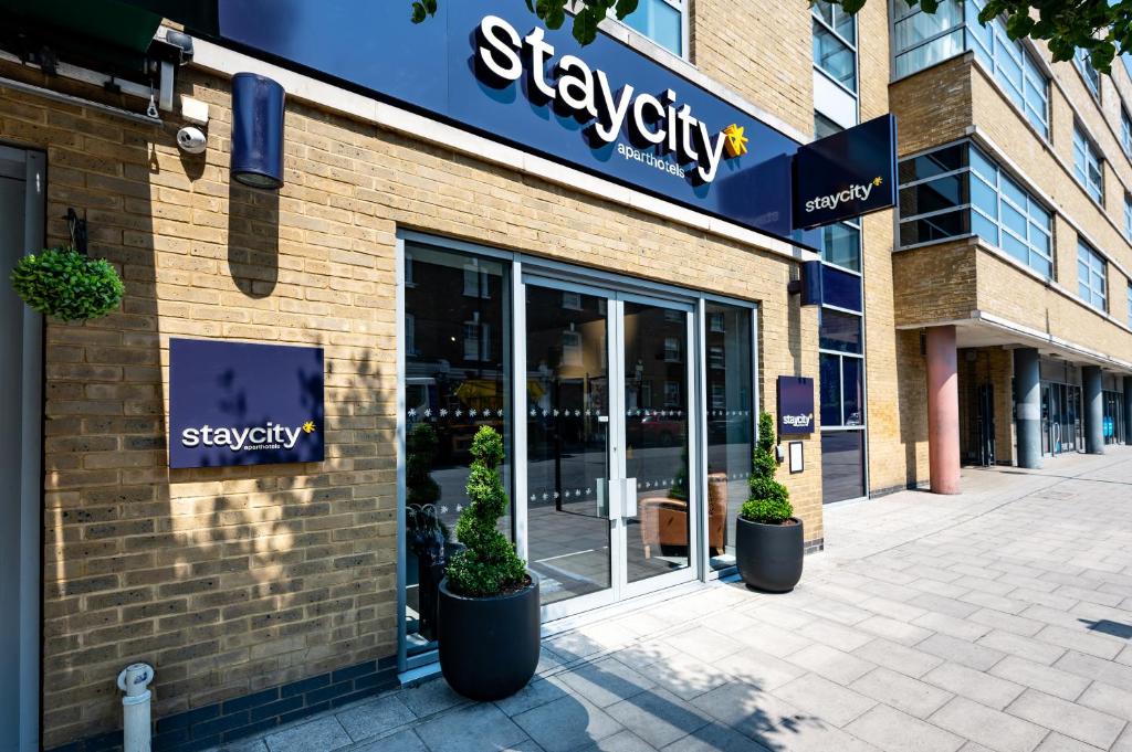 Staycity Aparthotels London Greenwich High Road - On-Site Amenities
